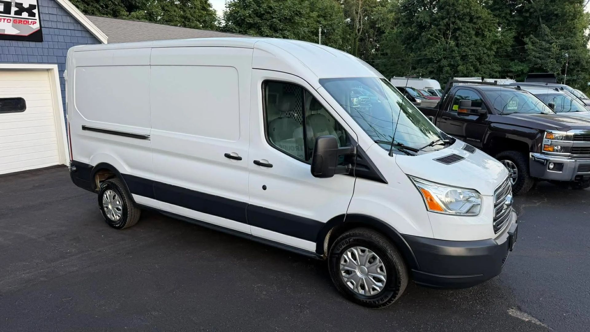 ford transit van 2018 1FTYR2CM0JKB47833 image ford transit van 2018 1FTYR2CM0JKB47833 image